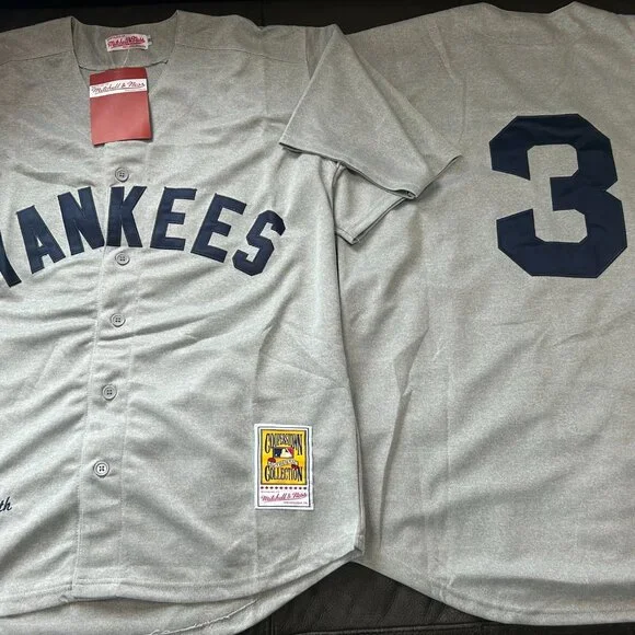 Mitchell & Ness Gray Yankees Jersey - Picture 5 of 13
